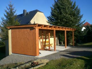 Lagerschuppen f�r Feuerholz